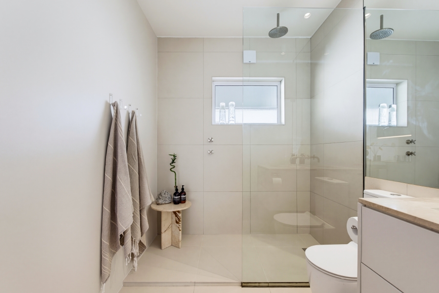 To Let 0 Bedroom Property for Rent in Sea Point Western Cape